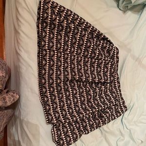 Black and white skirt!